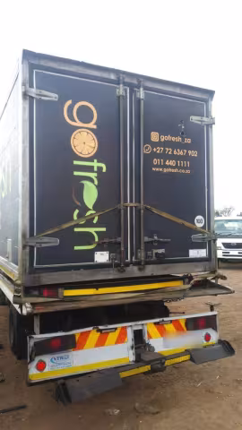 CS Towing Gallery Image