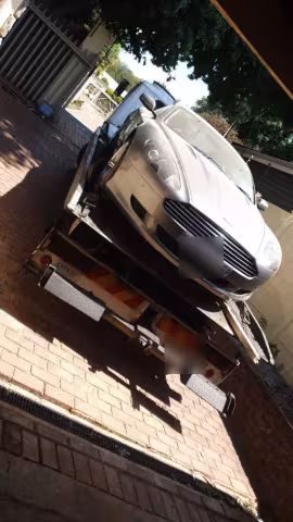 CS Towing Gallery Image