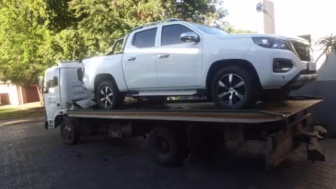 CS Towing Gallery Image